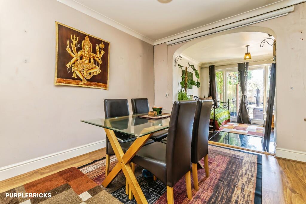House in London - View 4