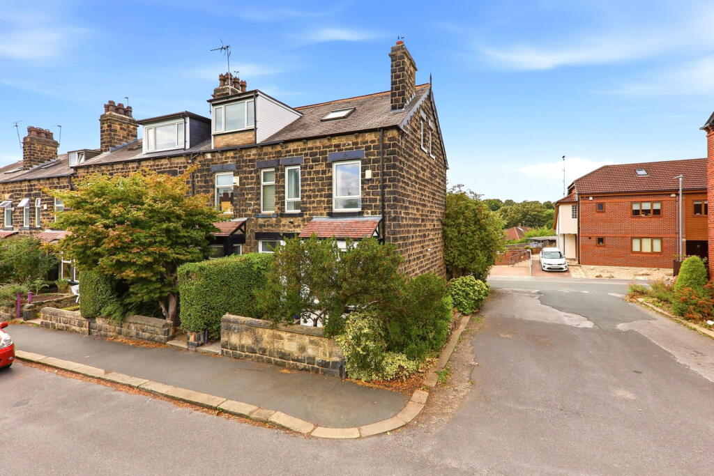 Bentley Lane, Meanwood, Leeds, LS6 4AJ
