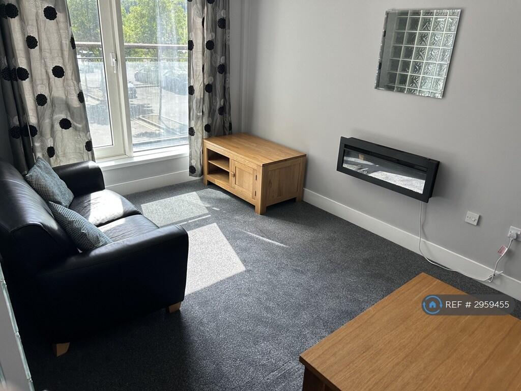 Ferry Court, Cardiff Bay, CF11 - More