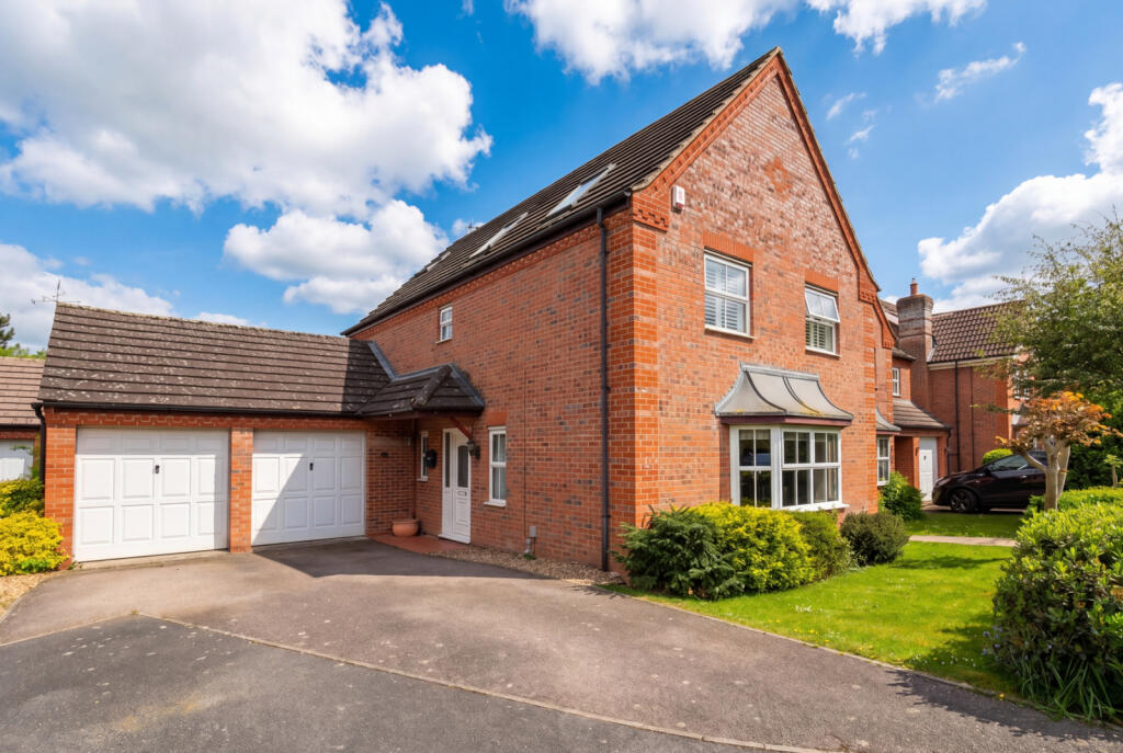 Main image of property: The Hedgerows, Bishop's Stortford, Hertfordshire, CM23