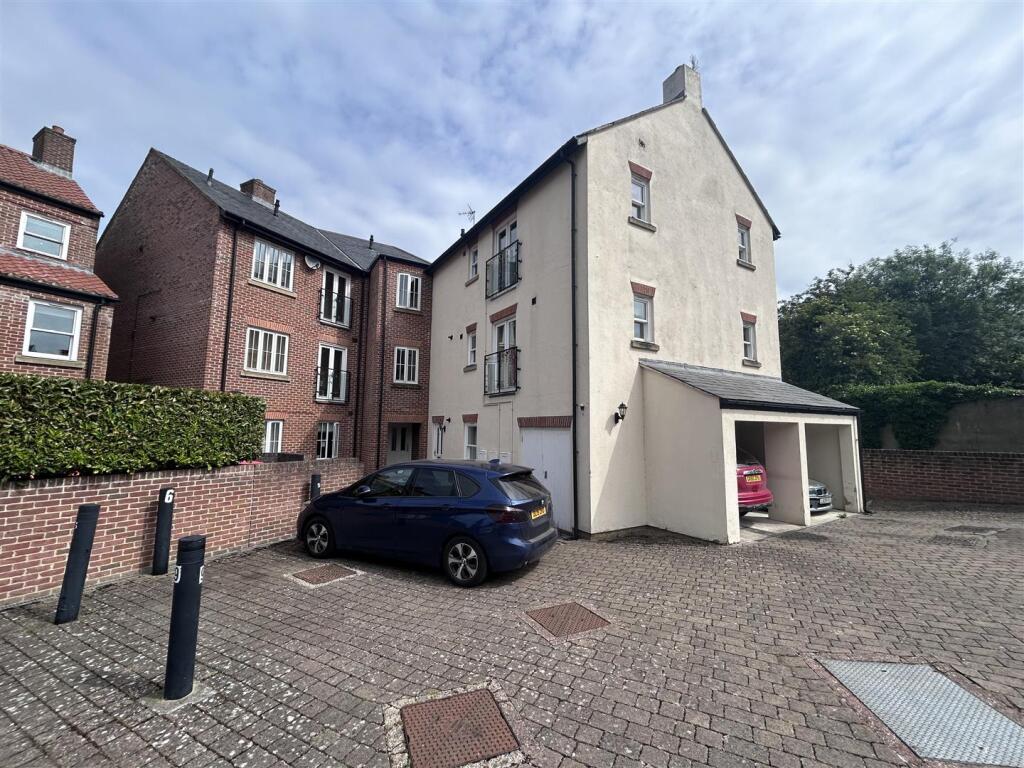 Main image of property: Wentworth Mews, Malton