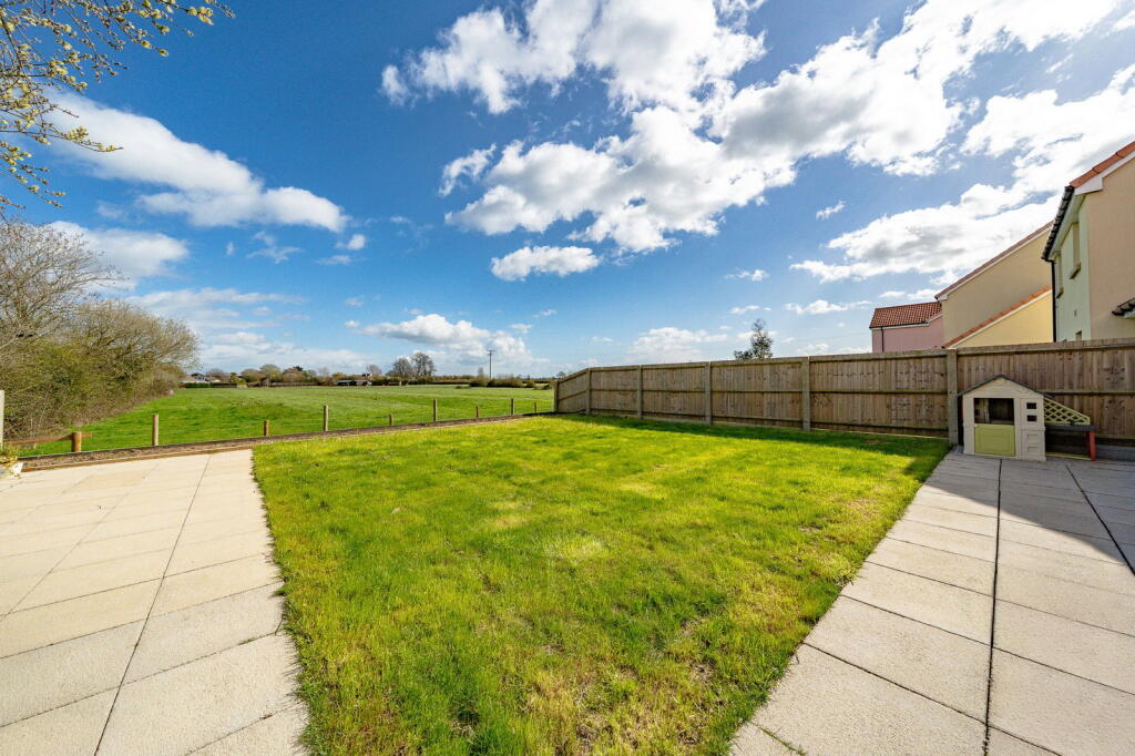 Sedgemoor Close, Weston-super-Mare photo 3