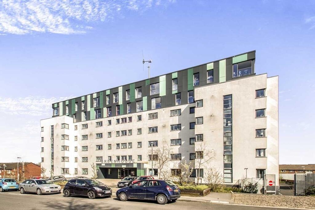 Main image of property: Beeston Road, Leeds, West Yorkshire, LS11