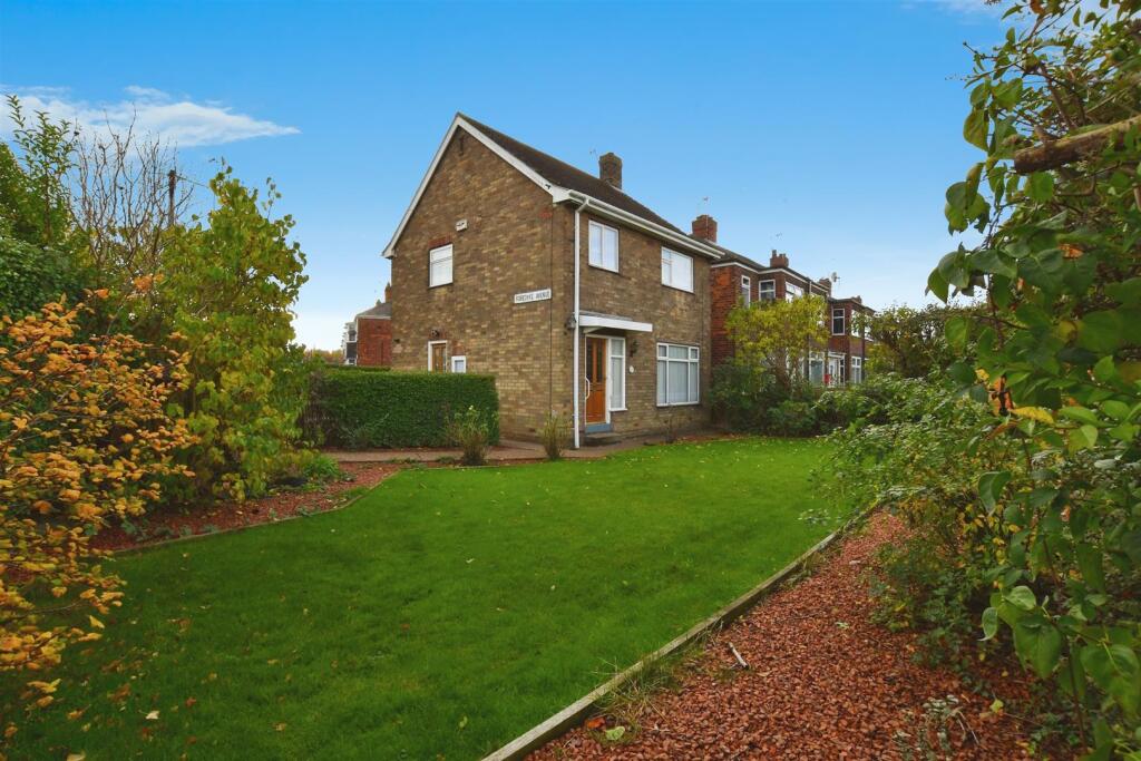 Main image of property: Leads Road, Hull