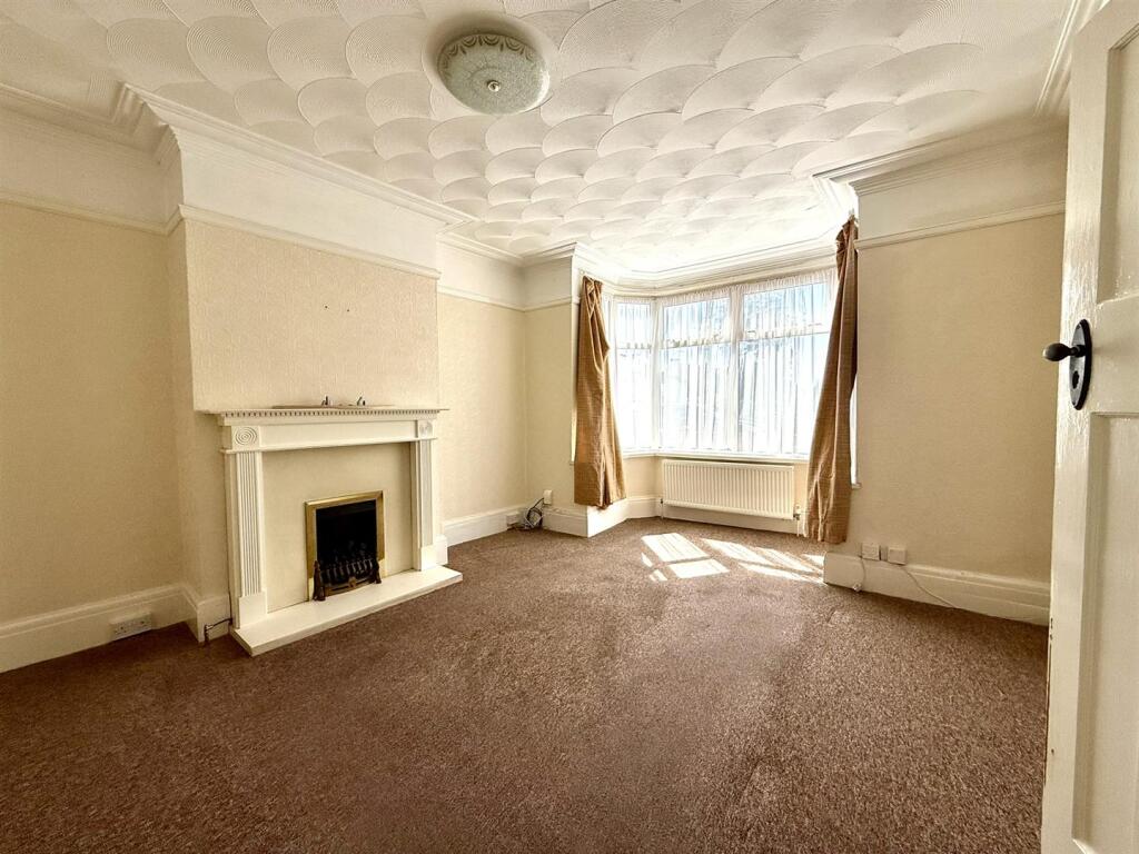 House in Portsmouth, Hilsea - View 3