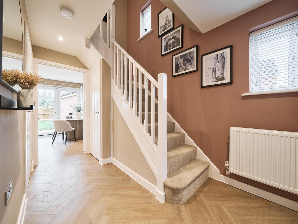 Main image of property: Higham Lane,
Nuneaton,
CV11 6BD