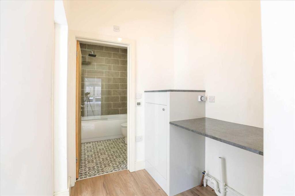 Apartment in Kettering, Burton Latimer - More