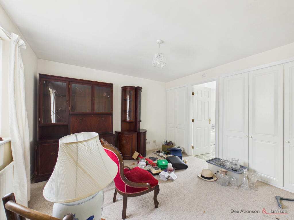 House in Hull - View 5