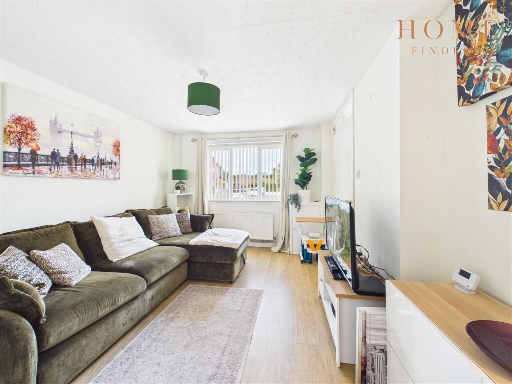 House in Swindon, Westlea, West Swindon - More