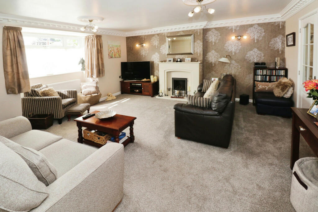 House in Bedworth - View 3