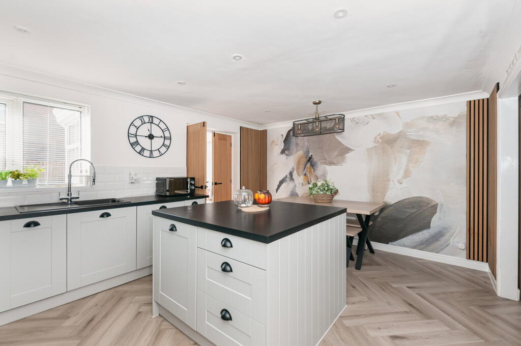 House in Hull, Kingston upon Hull - More