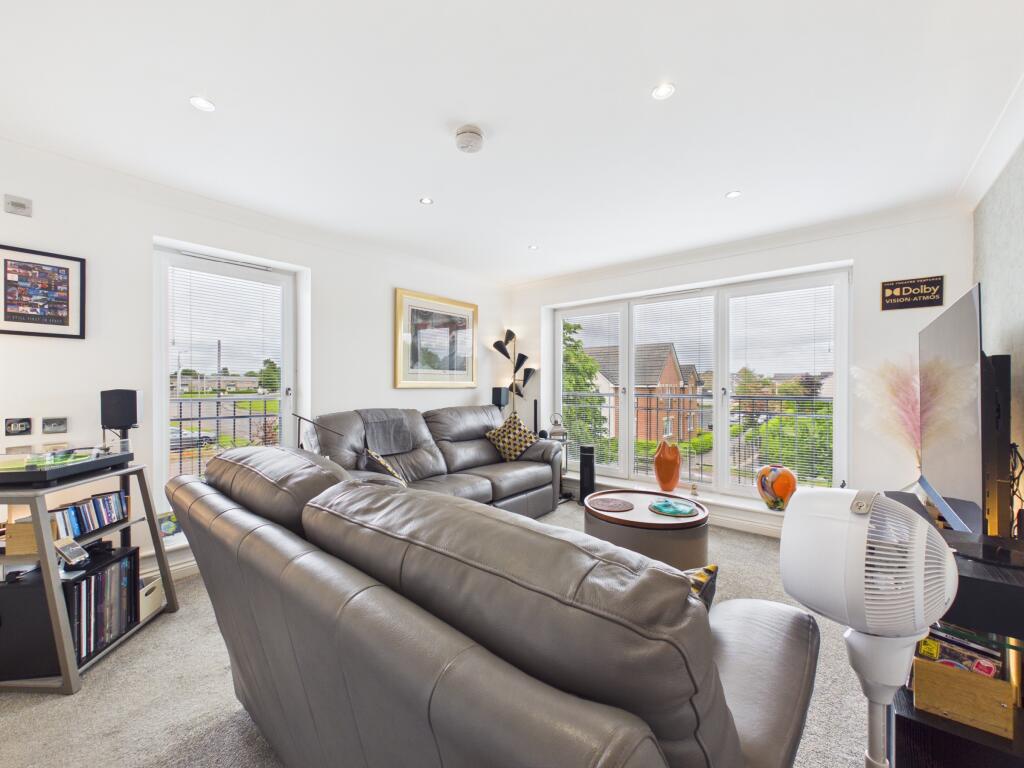 Apartment in Glasgow, South Lanarkshire - View 3