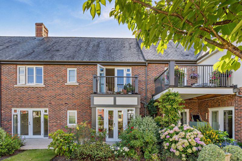 1-bed apartment on Primrose Vale, Tattenhall , £295,000