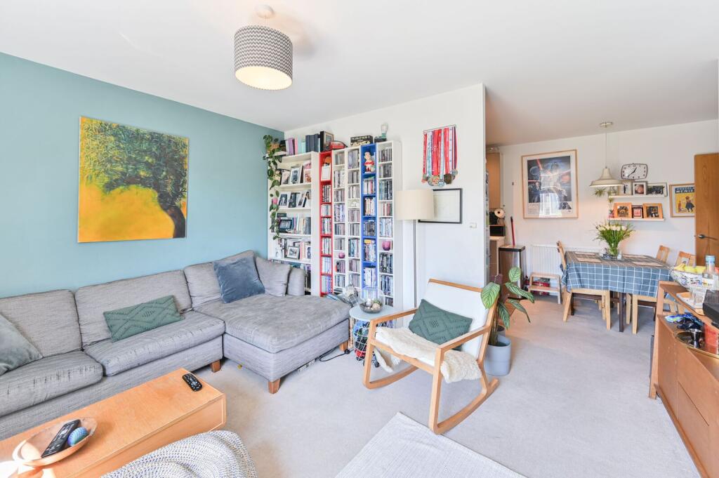 Apartment in London - View 4