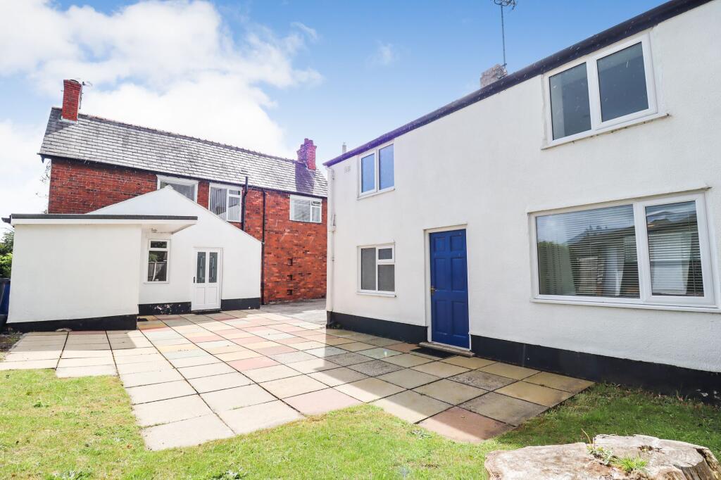 Sandicroft House, Greystone Road, Penketh, Warrington photo 3