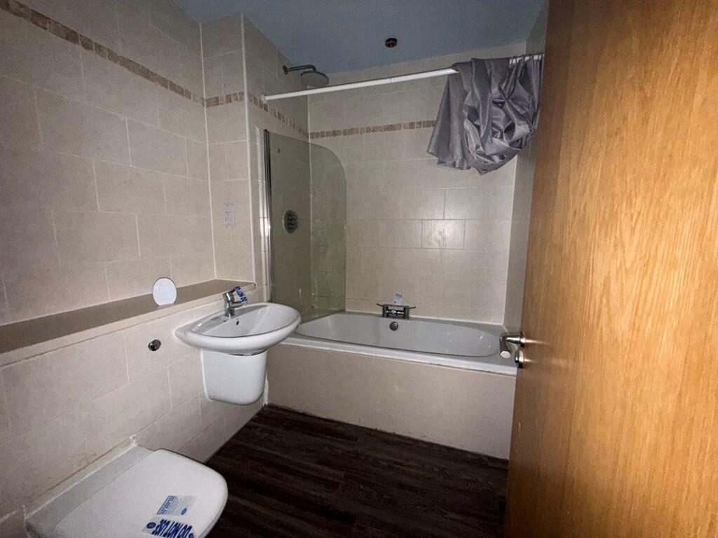 Apartment in Liverpool - View 2