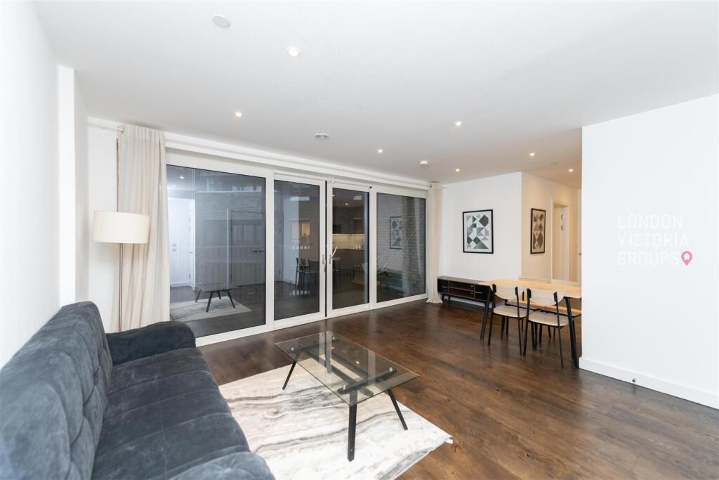 Main image of property: Tarling House, 3 Walworth Square, LONDON, SE17