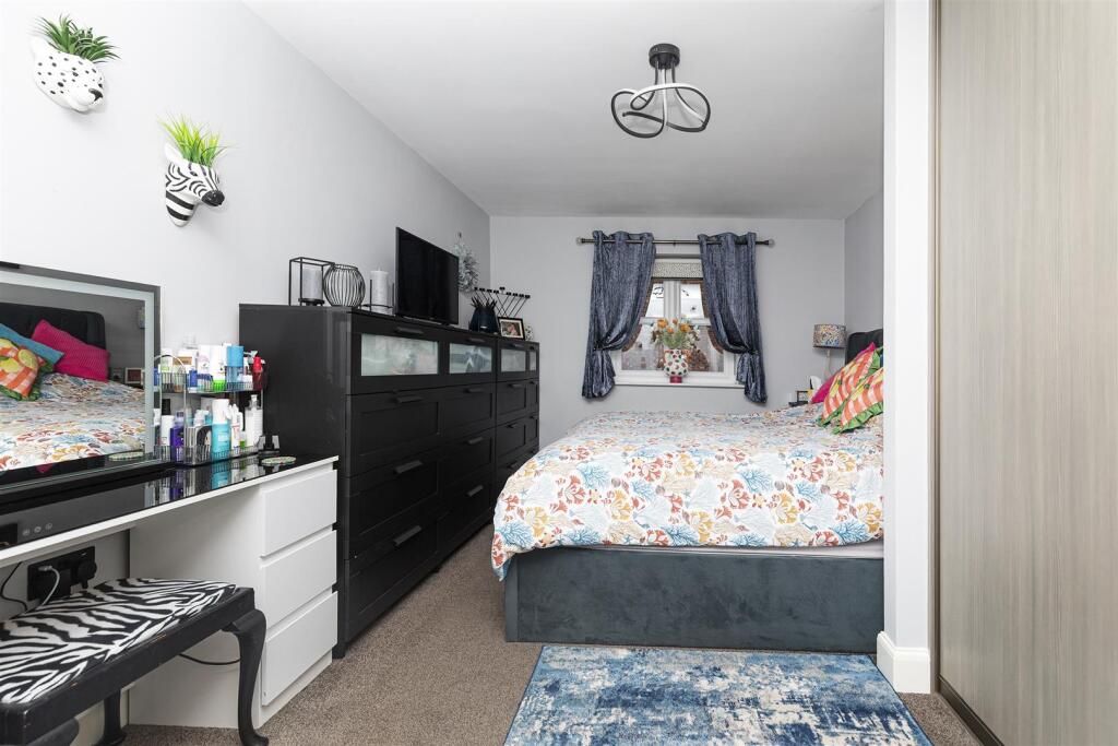 Additional image 17 of Links Way, Drighlington, Bradford