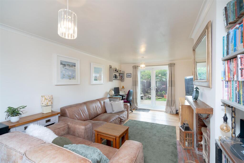 Windsor Crescent, Rothwell, Leeds photo 2