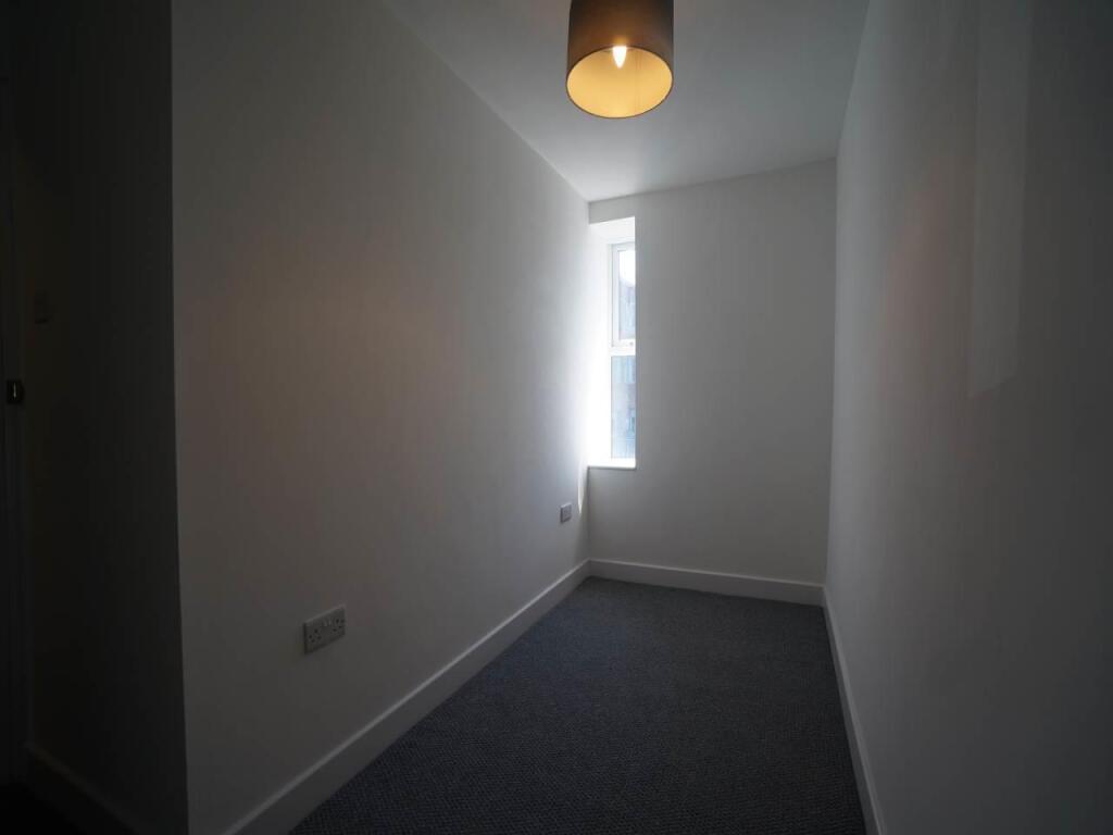 House in Bangor, Gwynedd - More
