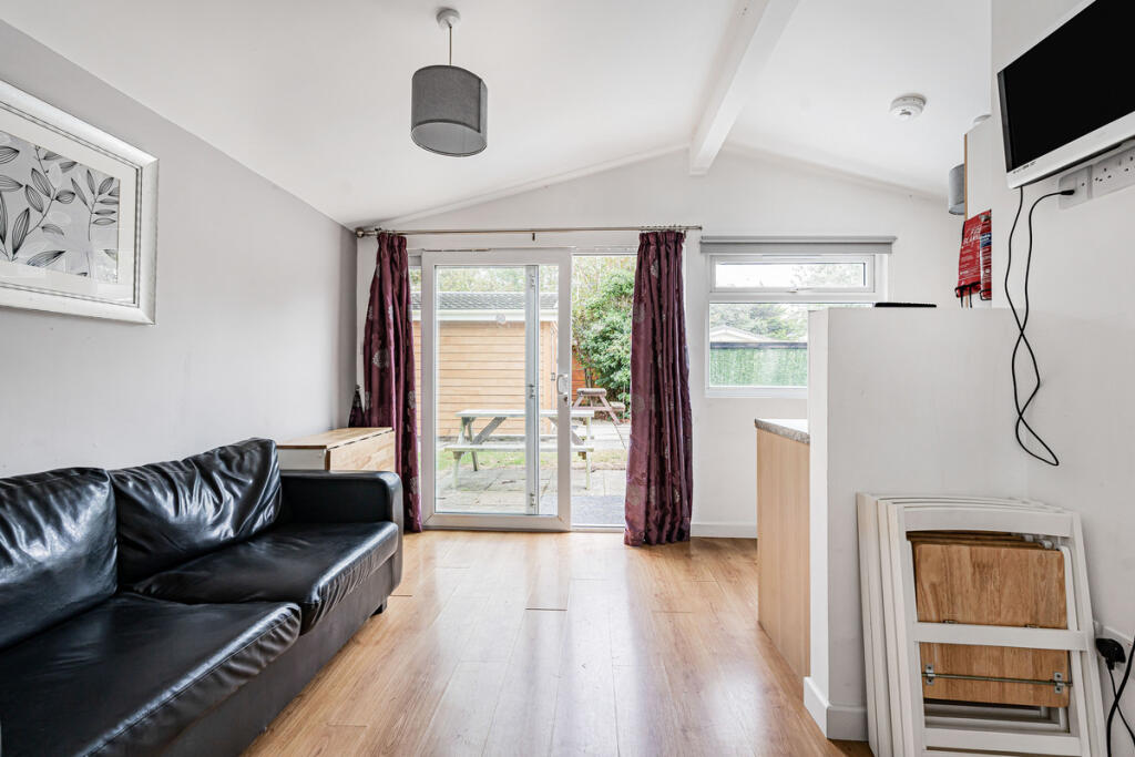 House in St. Merryn, Cornwall - View 3