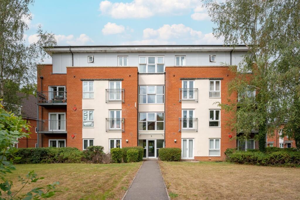 Main image of property: Gordon Woodward Way, Oxford, OX1
