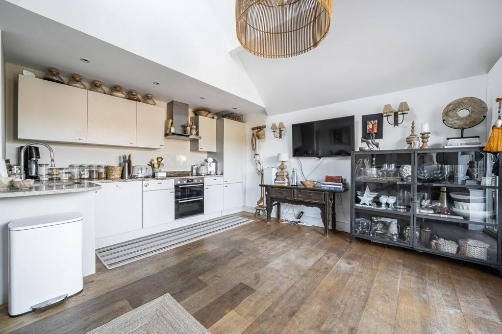 Apartment in South Oxfordshire, Thame - View 4