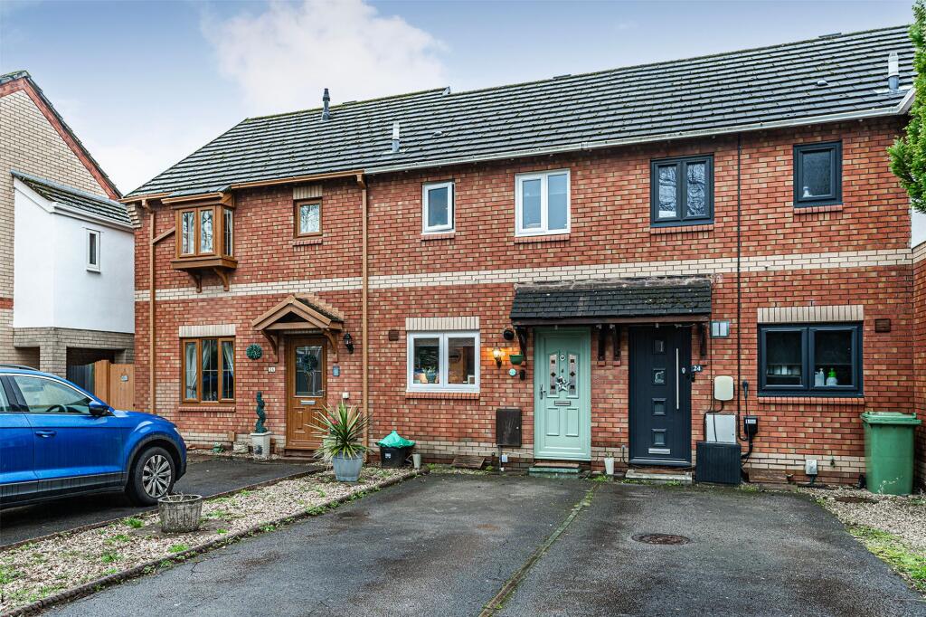 Main image of property: Clos Aneurin, Rhydyfelin, CF37