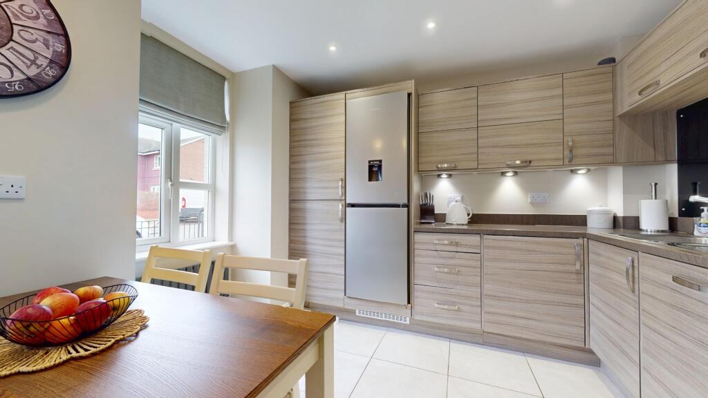 House in South Tyneside, North East - More