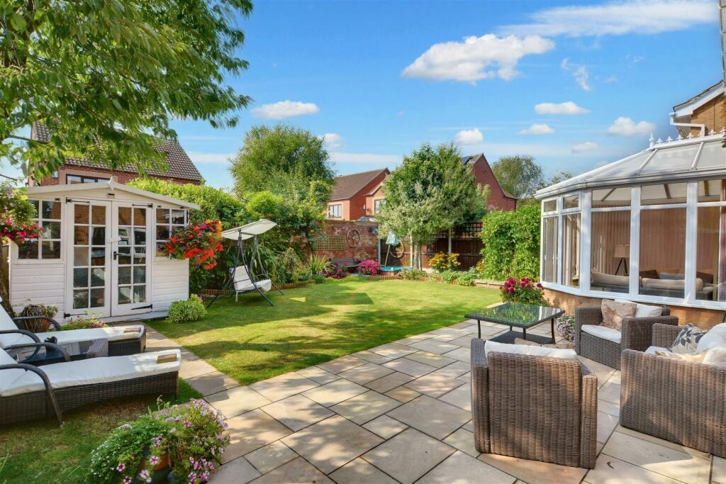 Faires Close, Borrowash, Derby photo 3
