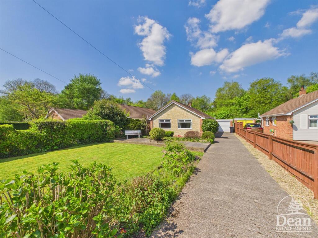 Main image of property: Primrose Hill, Lydney