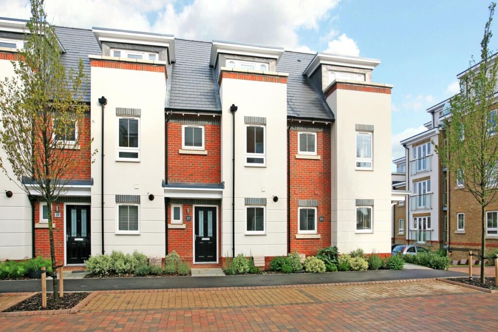 Main image of property: Kingfisher Drive Maidenhead SL6