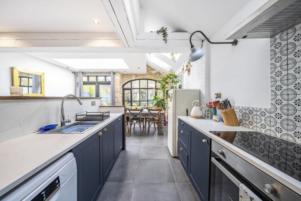 House in London, Hornsey - View 4