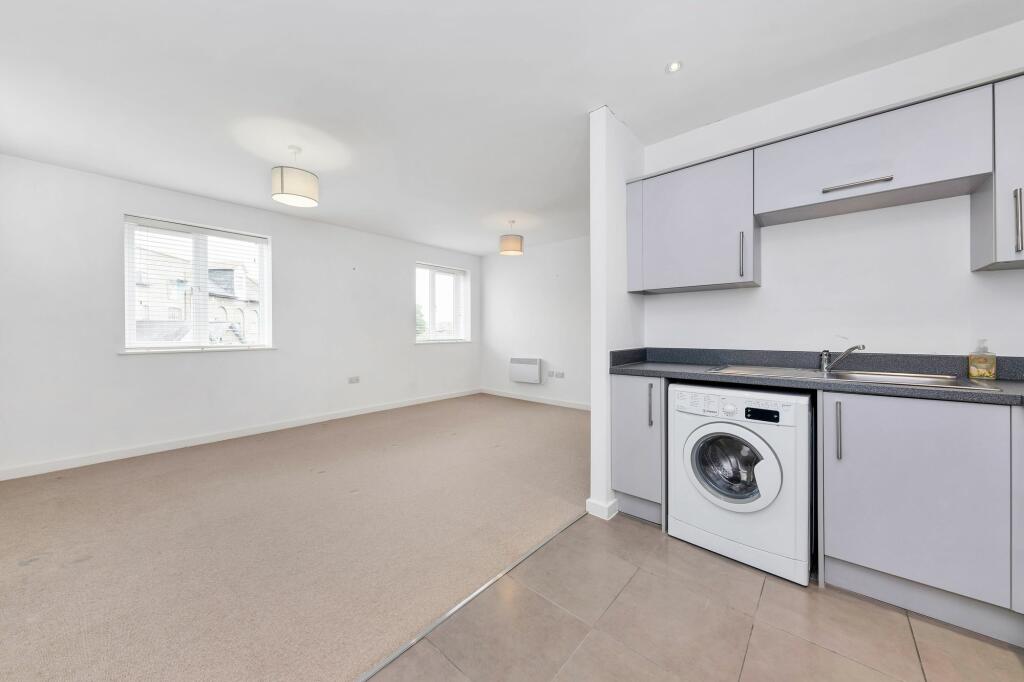 Apartment in Stevenage - View 4