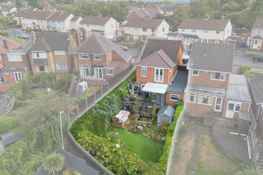 House in Dudley, West Midlands - View 2