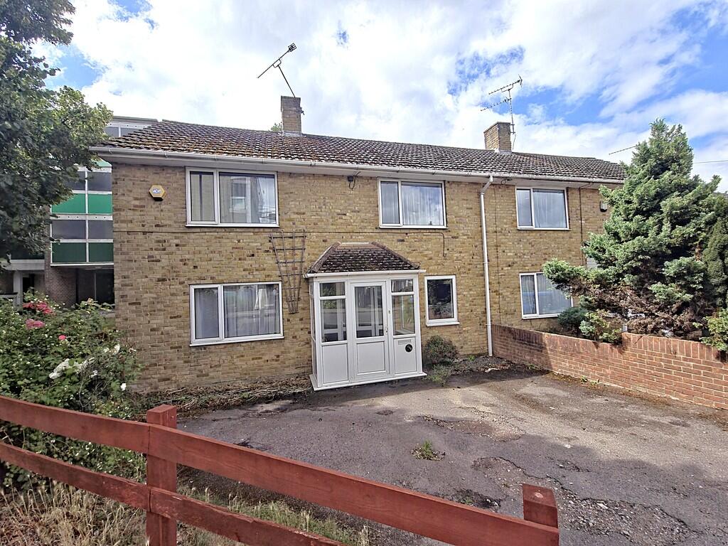 4-bed terraced on Vanguard Road, £275,000