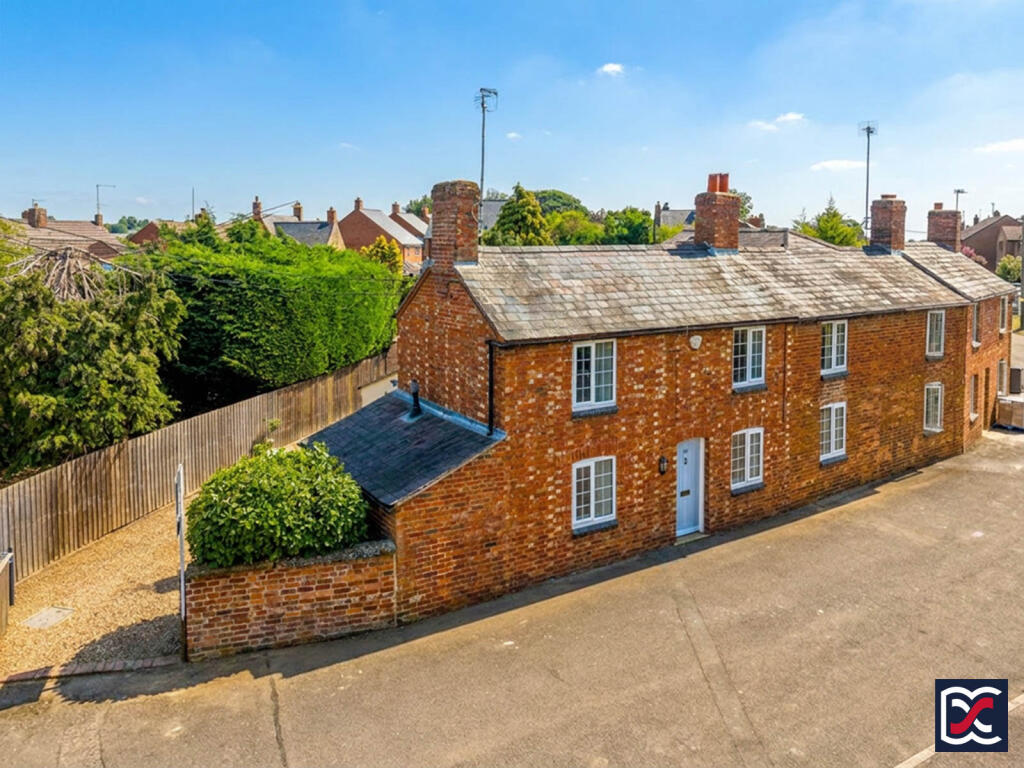 Main image of property: Oak Street, Weedon, West Northamptonshire