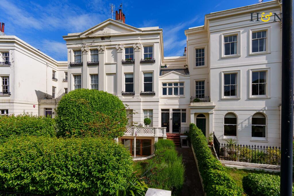 Main image of property: Private roof garden, Montpelier Crescent, Brighton