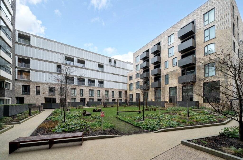 Main image of property: Crimscott Street, London