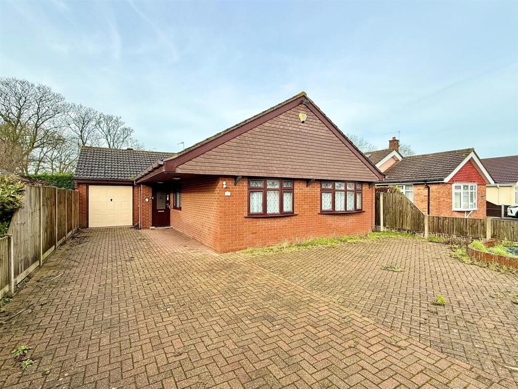 Main image of property: Caystreward, Great Yarmouth