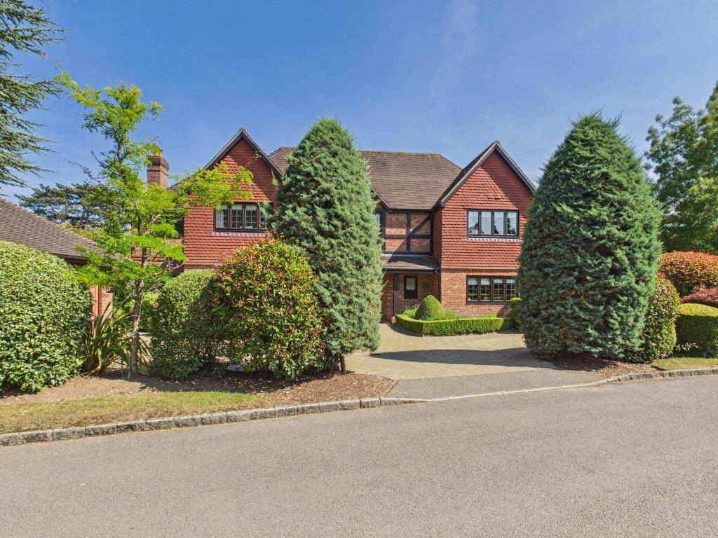 Main image of property: Ledborough Gate, Beaconsfield, Buckinghamshire, HP9