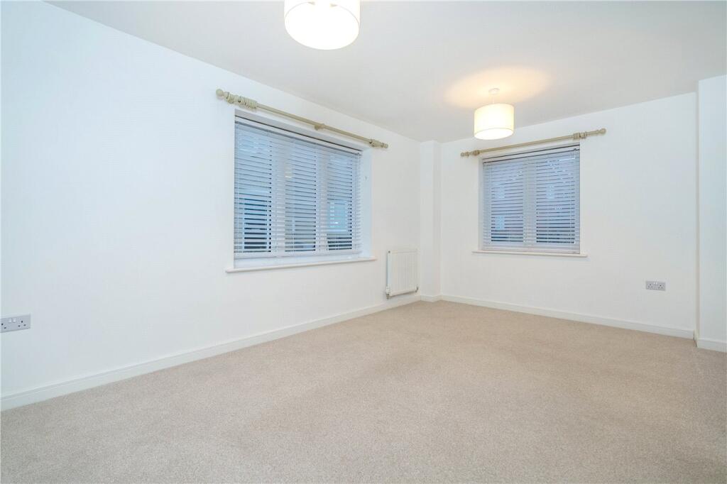 Conway Drive, Bourne, Lincolnshire, PE10 photo 3