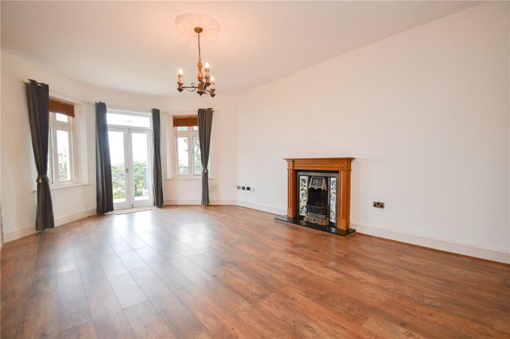Wellington Road, New Brighton, Wirral photo 2