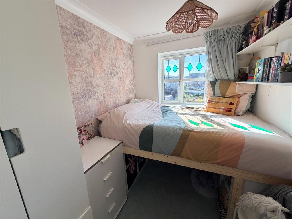 House in Havant, Warblington - More