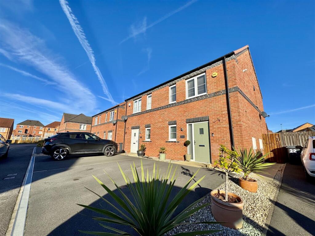Main image of property: Brattice Way, Mapplewell, Barnsley