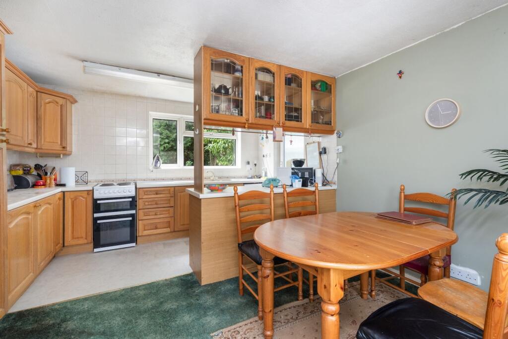 Chennells Way, Horsham, RH12 photo 4