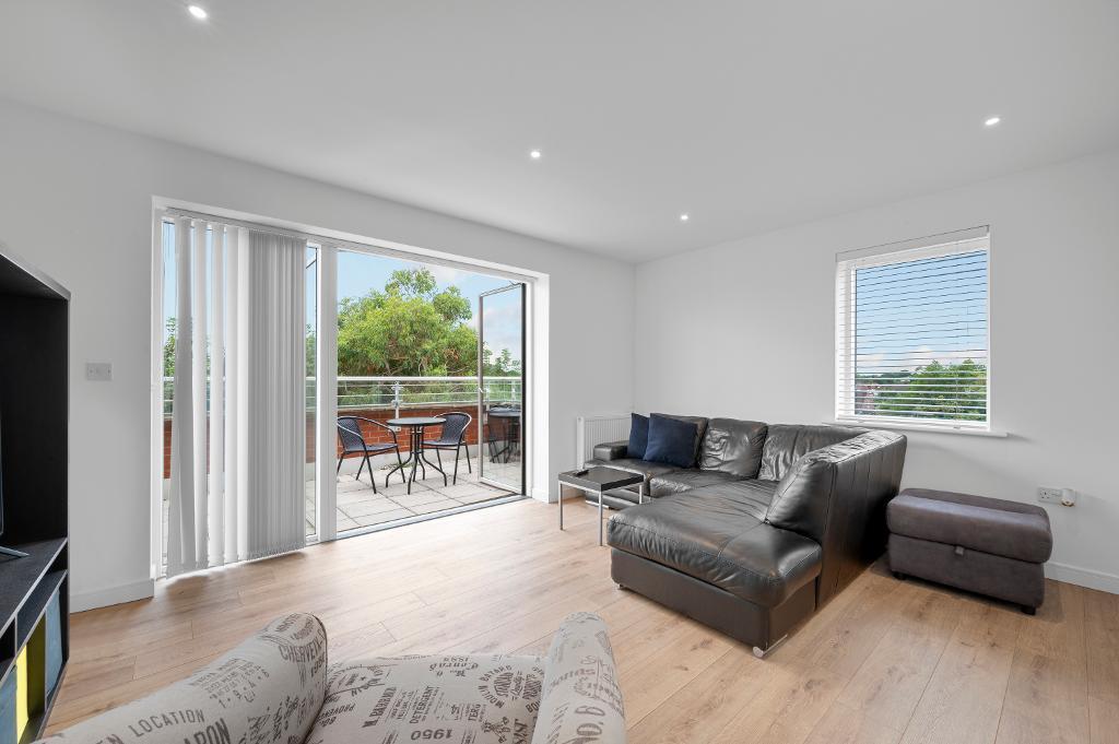Main image of property: Kingston Road, Wimbledon Chase, London, SW20 8BU
