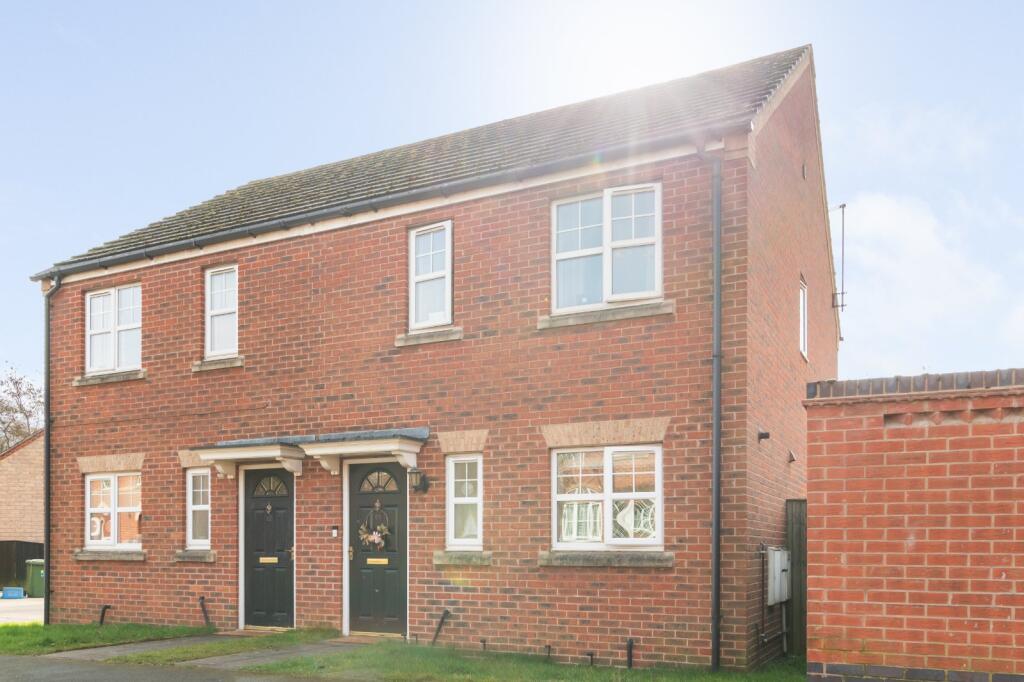 Main image of property: Woodcross Avenue, Scunthorpe, North Lincolnshire, DN16