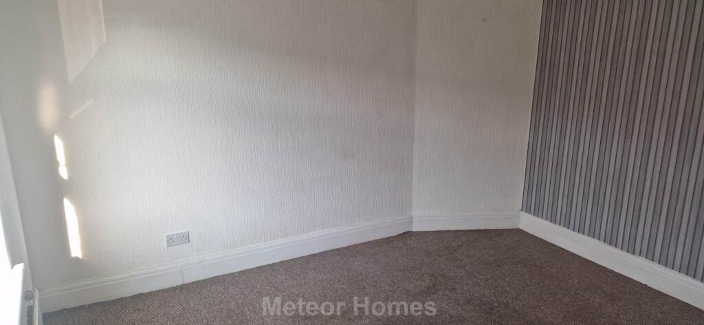 Henry Street, Grimsby photo 4