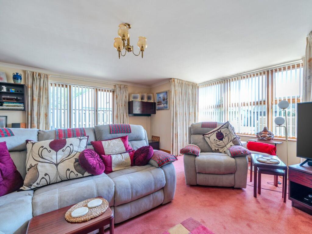 House in Meare - More